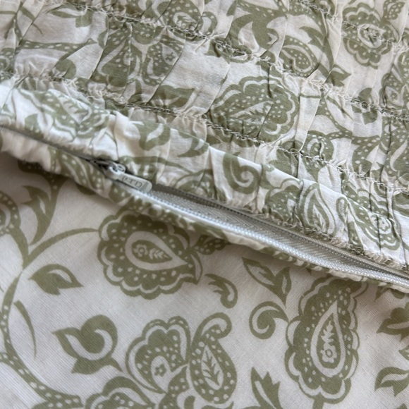 Pottery Barn Euro Shams and Lumbar Pilllow - Picture 7 of 9